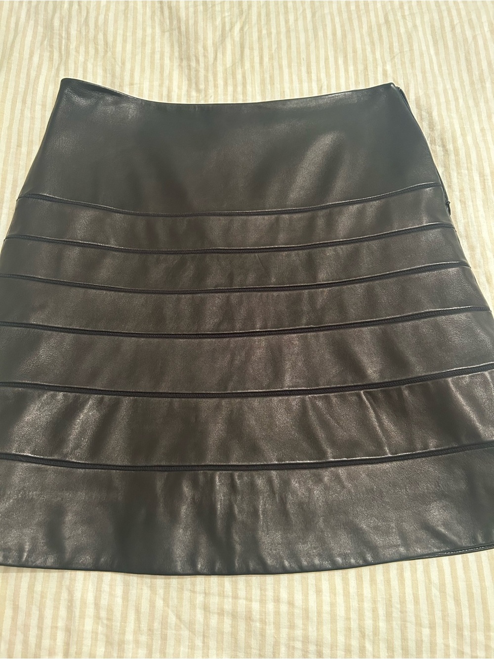 Diane Von Furstenberg Black Leather A-Line Mini Skirt